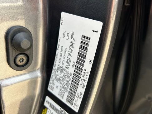 New 2026 Toyota Tundra Limited AWD/4WD image 10