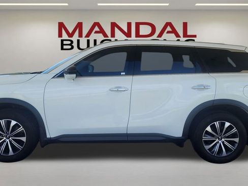 Used 2025 INFINITI QX60 Pure FWD image 11