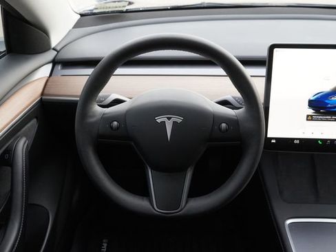 Used 2023 Tesla Model 3 Standard Range RWD image 15