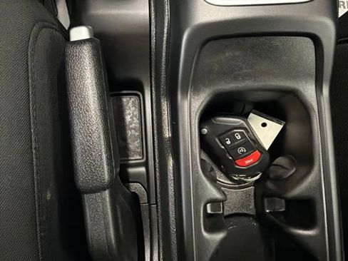 Used 2022 Jeep Gladiator Overland w/ LED Lighting Group AWD/4WD image 21