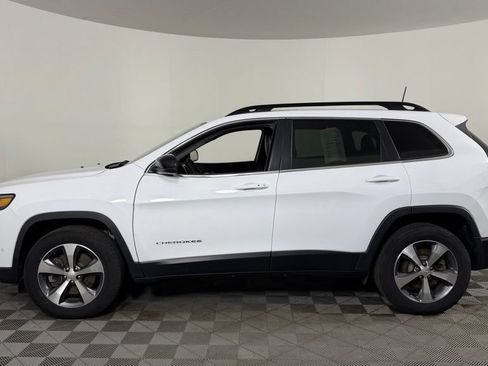 Used 2022 Jeep Cherokee Limited AWD/4WD image 5