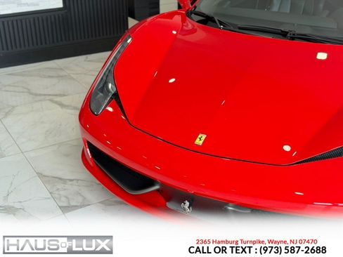 Used 2013 Ferrari 458 Italia Coupe RWD image 5