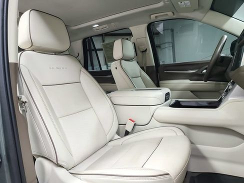 Used 2023 GMC Yukon Denali AWD/4WD image 48