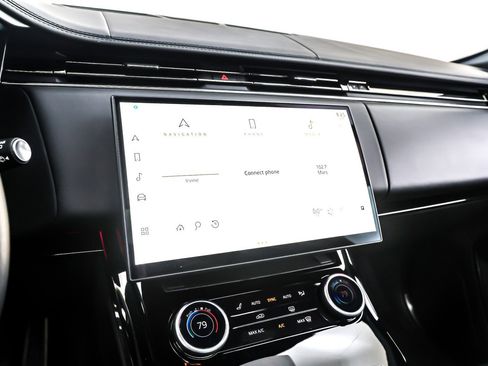 Used 2023 Land Rover Range Rover Sport SE Dynamic image 20