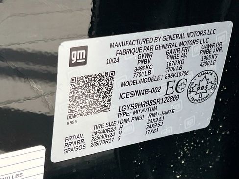 Used 2025 Cadillac Escalade V image 36