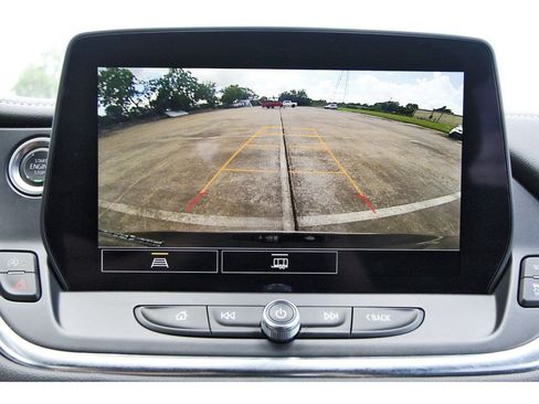 Used 2025 Chevrolet Blazer LT AWD/4WD image 23