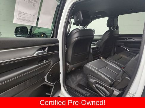 Certified 2026 Jeep Grand Wagoneer L Limited w/ 8-Passenger Seating Package AWD/4WD image 24