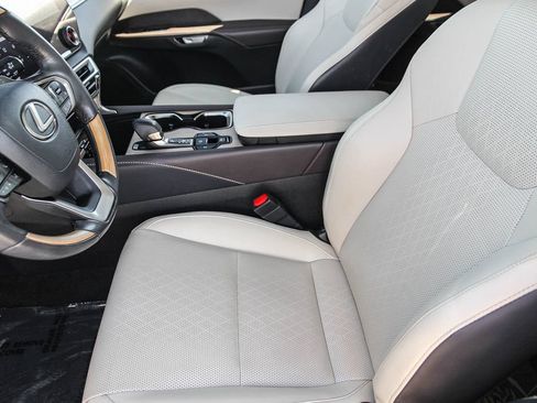 Certified 2024 Lexus RX 350 Premium Plus w/ Accessory Package (Z1) FWD image 19