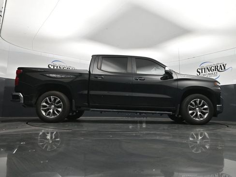 Used 2022 Chevrolet Silverado 1500 LT w/ All Star Edition Plus RWD image 33