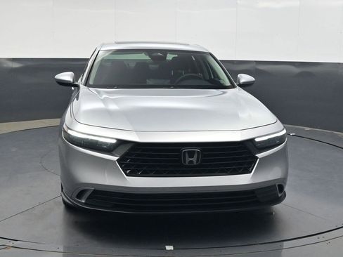 Used 2024 Honda Accord EX image 9