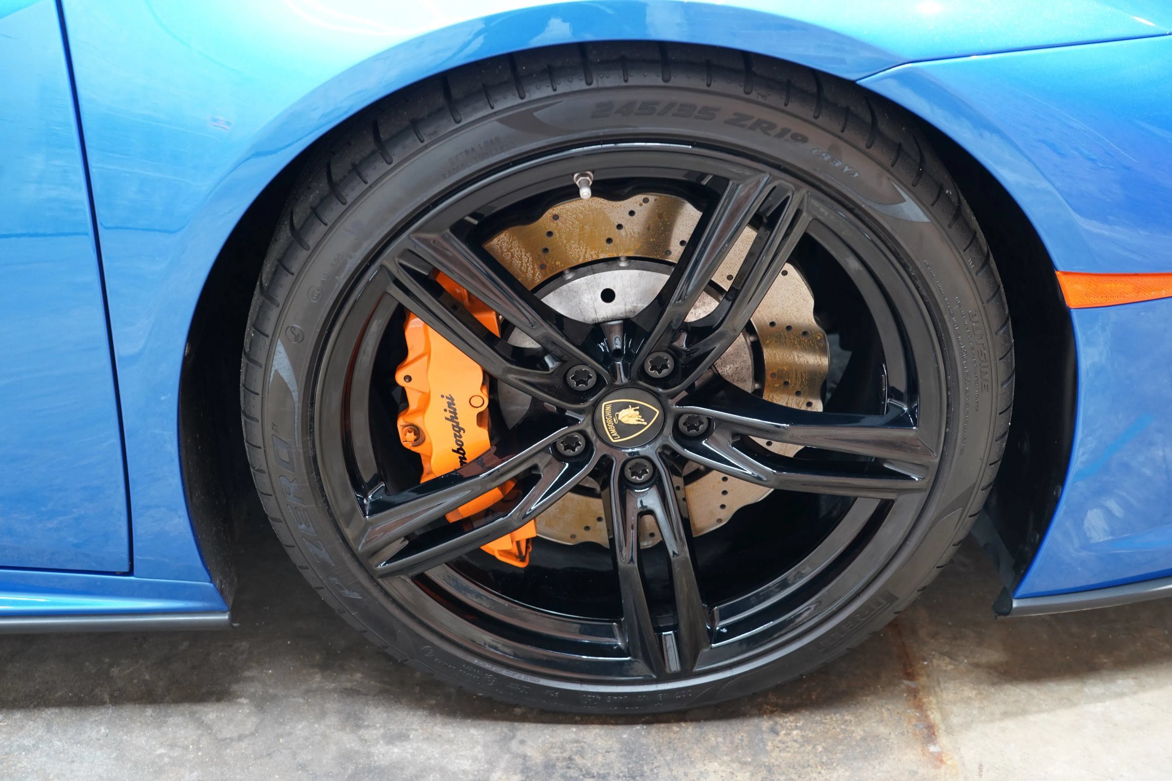 Used 2020 Lamborghini Huracan EVO RWD image 73