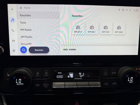 Used 2024 Toyota Grand Highlander AWD Hybrid image 32