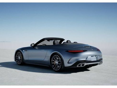 New 2026 Mercedes-Benz SL 63 AMG S e Performance 4MATIC image 30