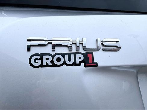 Used 2016 Toyota Prius Two image 33