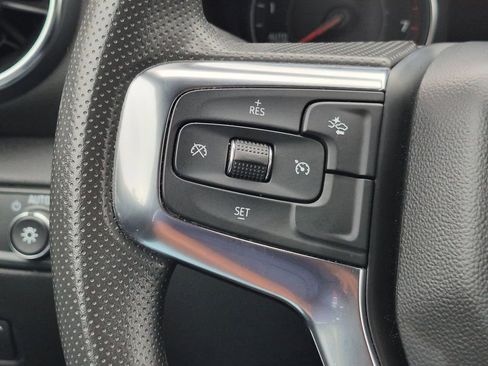 Used 2025 Chevrolet Blazer LT AWD/4WD image 16