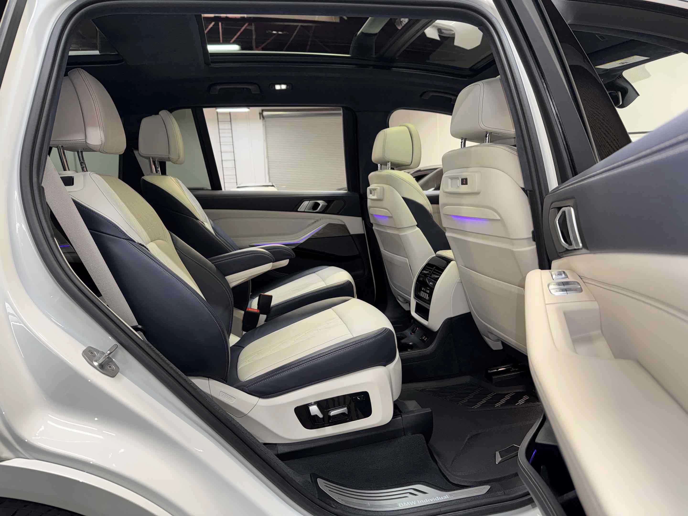 Used 2020 BMW X7 xDrive40i w/ Premium Package AWD/4WD image 55