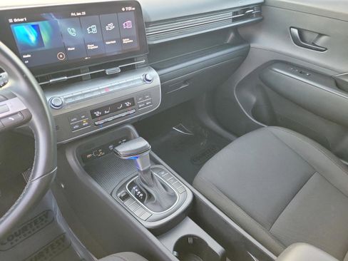 Used 2024 Hyundai Kona SEL image 31