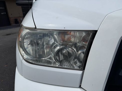 Used 2010 Toyota Tundra 4x4 Double Cab image 4