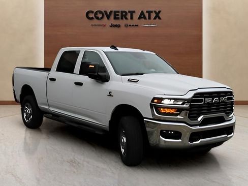 New 2026 RAM 2500 Tradesman AWD/4WD image 7