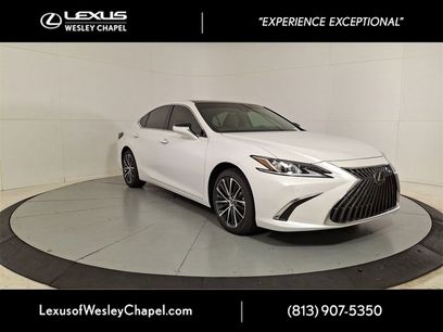 New 2025 Lexus ES 350 w/ Premium Package