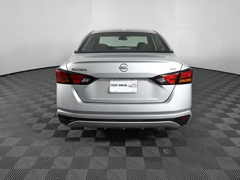 Used 2024 Nissan Altima 2.5 SV image 26