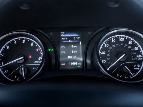 Used 2024 Toyota Camry SE image 19