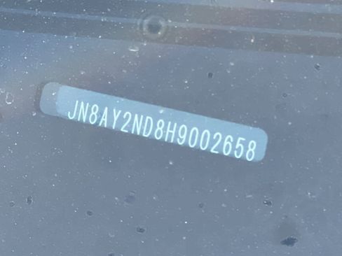 Used 2017 Nissan Armada Platinum image 32