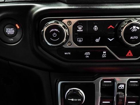 Used 2023 Jeep Wrangler Unlimited Rubicon 392 w/ Dual Top Group AWD/4WD image 28