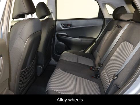 Used 2018 Hyundai Kona SEL image 17