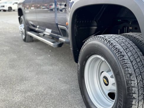 Used 2022 Chevrolet Silverado 3500 W/T w/ Snow Plow Prep/Camper Package image 32