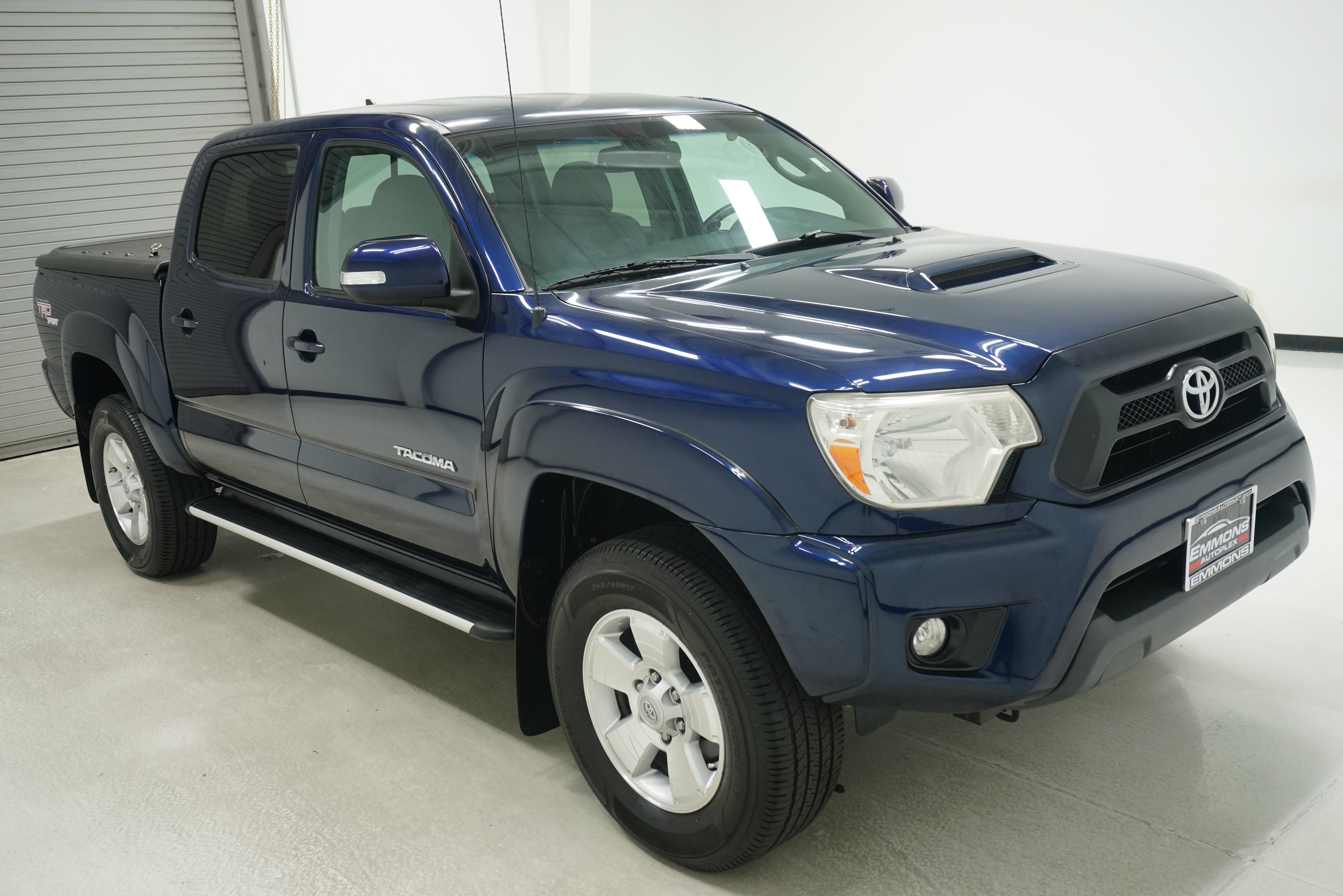 Used 2012 Toyota Tacoma PreRunner w/ TRD Sport Pkg RWD image 3
