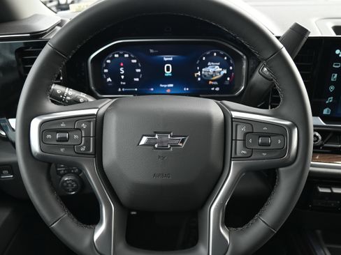 Used 2026 Chevrolet Silverado 2500 LT w/ Trail Boss Package AWD/4WD image 17