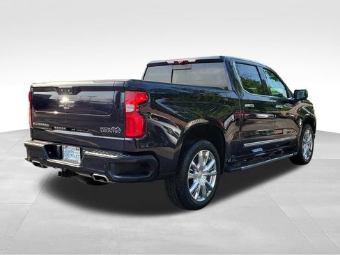 Used 2022 Chevrolet Silverado 1500 High Country w/ High Country Premium Package AWD/4WD image 4