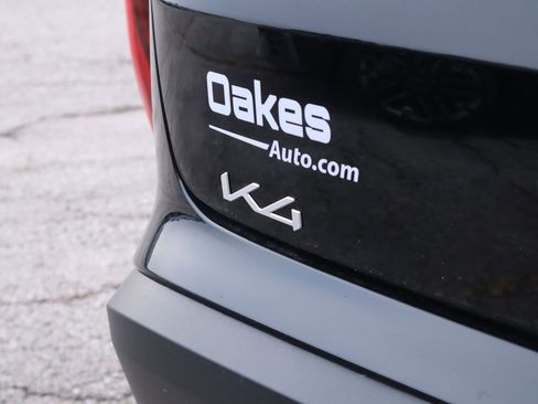 New 2025 Kia K4 EX image 9