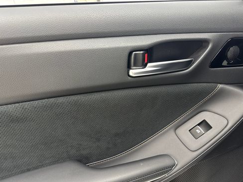 Used 2019 Toyota Avalon Touring w/ Advanced Safety Package FWD image 40