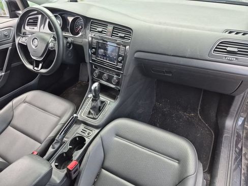 Used 2021 Volkswagen Golf 4-Door FWD image 25