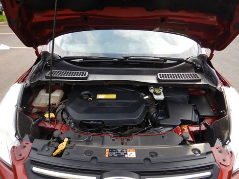 Used 2016 Ford Escape SE w/ Equipment Group 201A AWD/4WD image 30