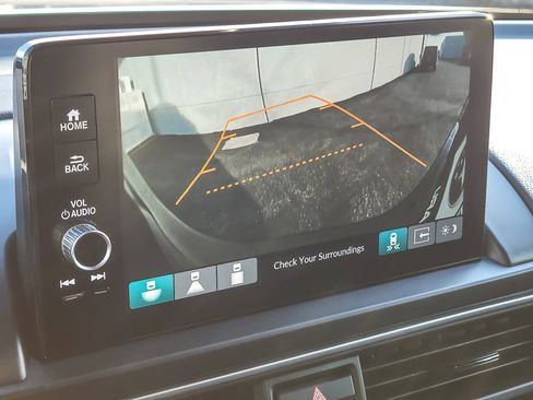 Used 2025 Honda Pilot EX-L image 14