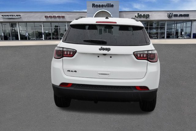New 2027 Jeep Compass Latitude AWD/4WD image 4