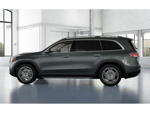 New 2026 Mercedes-Benz GLS 450 4MATIC image 32