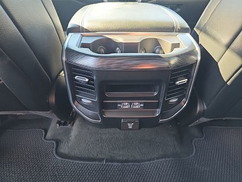 Used 2024 RAM 1500 Laramie image 13