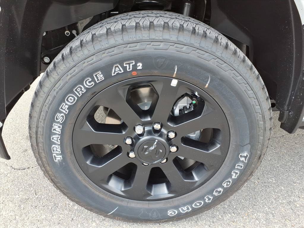 New 2026 RAM 2500 Laramie AWD/4WD image 10