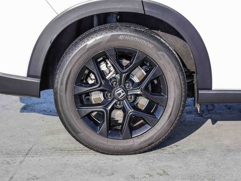 Used 2024 Honda HR-V Sport image 11