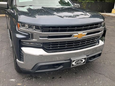 Used 2019 Chevrolet Silverado 1500 LT AWD/4WD image 29