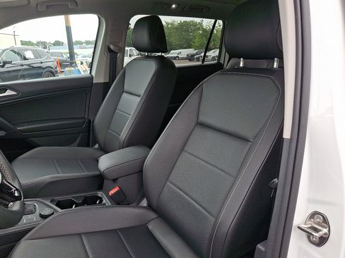 Used 2021 Volkswagen Tiguan SEL image 24