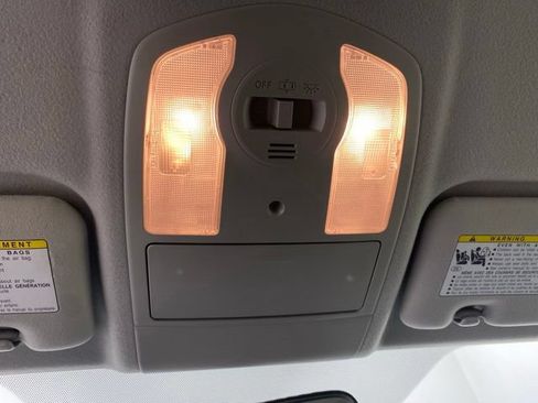 Used 2012 Toyota Prius Two FWD image 17