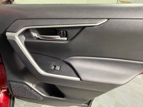 Used 2023 Toyota RAV4 XLE w/ Convenience Package image 41