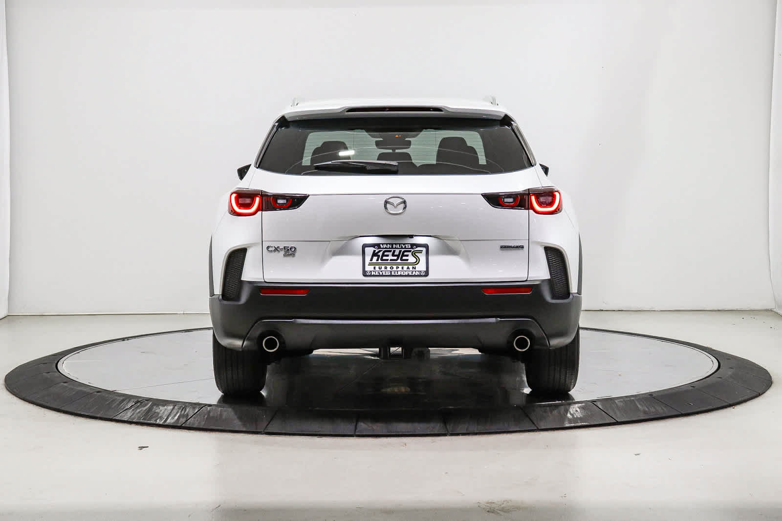 Used 2024 MAZDA CX-50 AWD 2.5 S w/ Select Package image 3