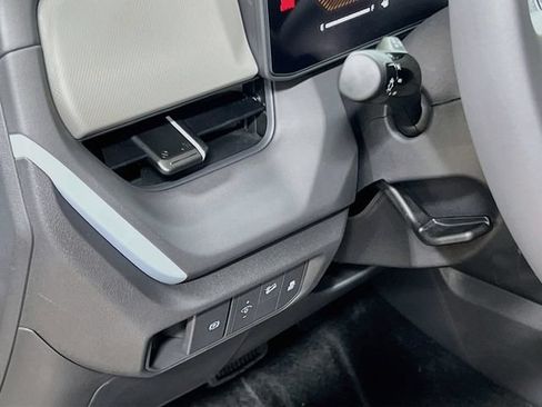 New 2027 Kia Seltos S FWD image 10