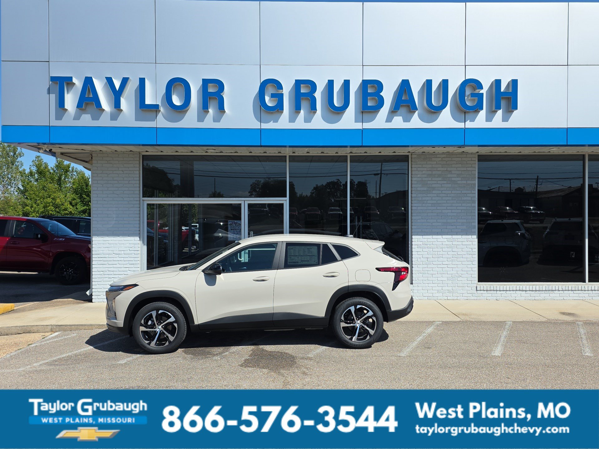 New 2026 Chevrolet Trax RS w/ Driver Confidence Package FWD image 1